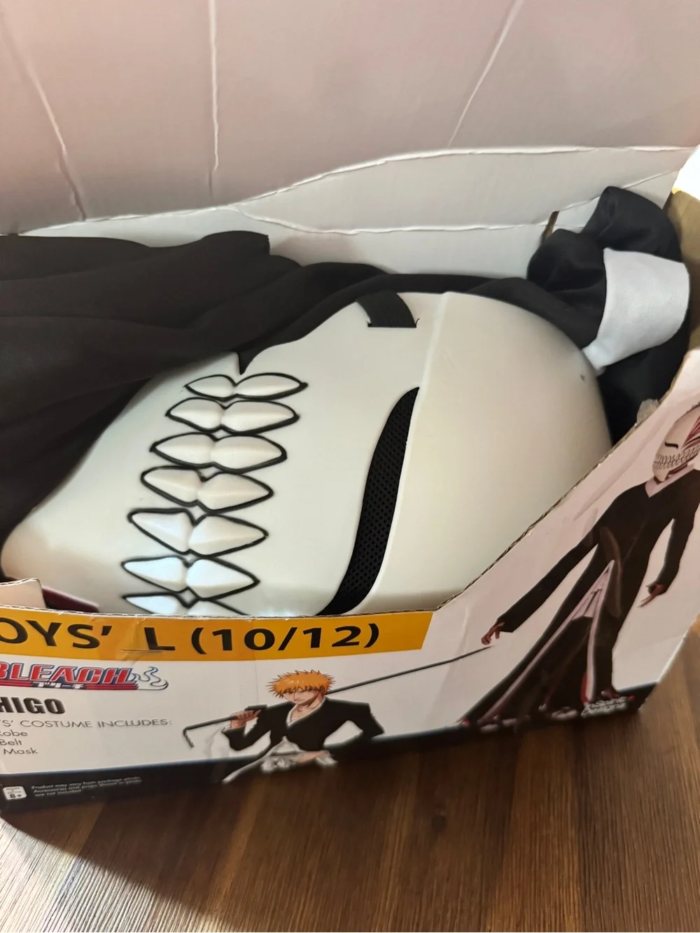 NWT Bleach Ichigo Boys L 10/12 Halloween Costume Robe Belt Mask Anime